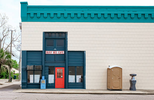 Portable Toilet Options We Offer in Whitmore Village, HI